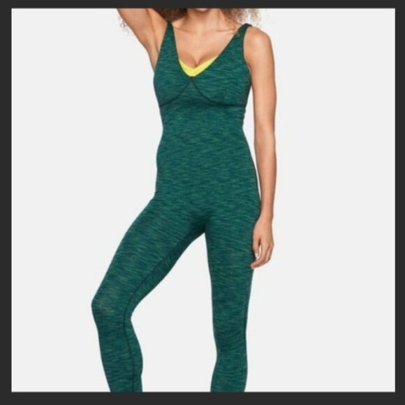 Outdoor Voices Green Jumpsuit Size Small - Picture 1 of 3